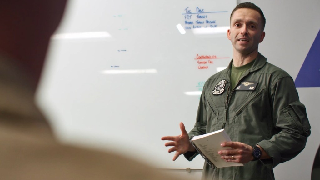 Marine Aviator honored for role in mission against Houthi bases