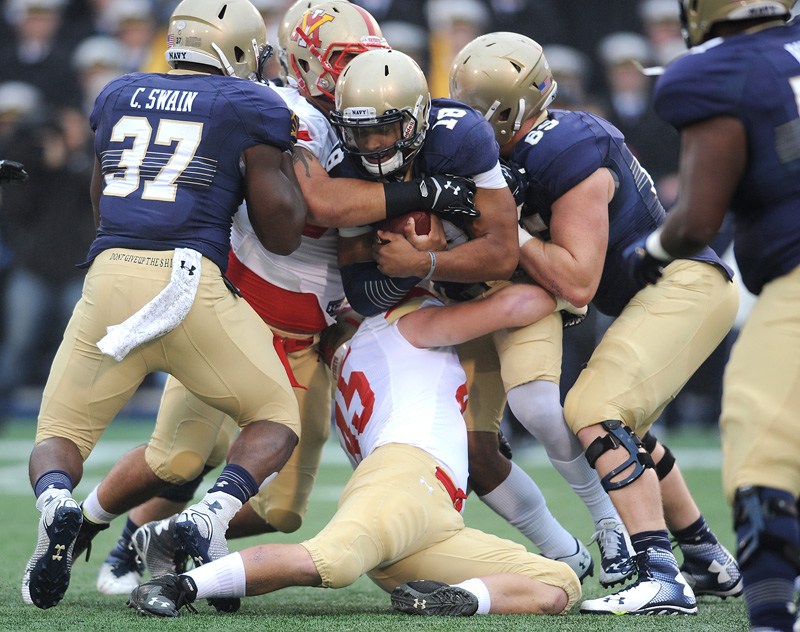 Navy ends losing streak, beats VMI 51-14