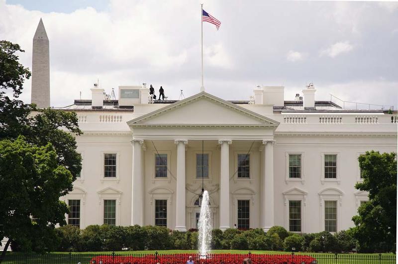 Senators criticize White House as cyber adviser is no-show