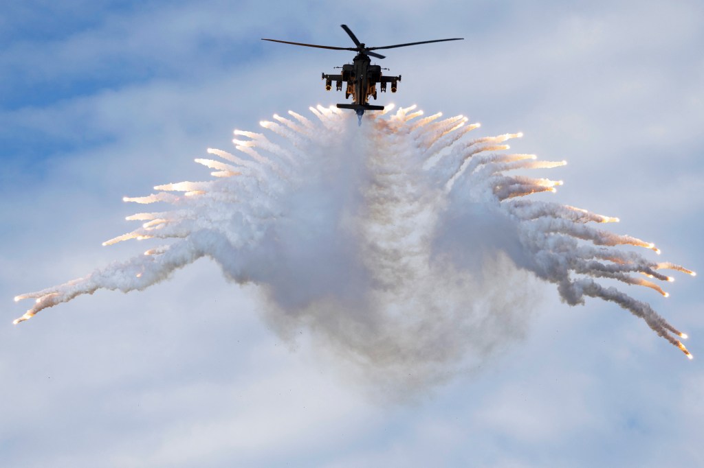 Israel secures procurement of 12 Apache gunships in last-minute maneuver