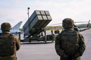 Australia gets the ball rolling on medium-range air defense